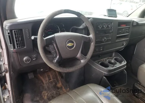 2013 Chevrolet Express G2500 из США, поврежденный, VIN 1GCWGFCA8D1102675